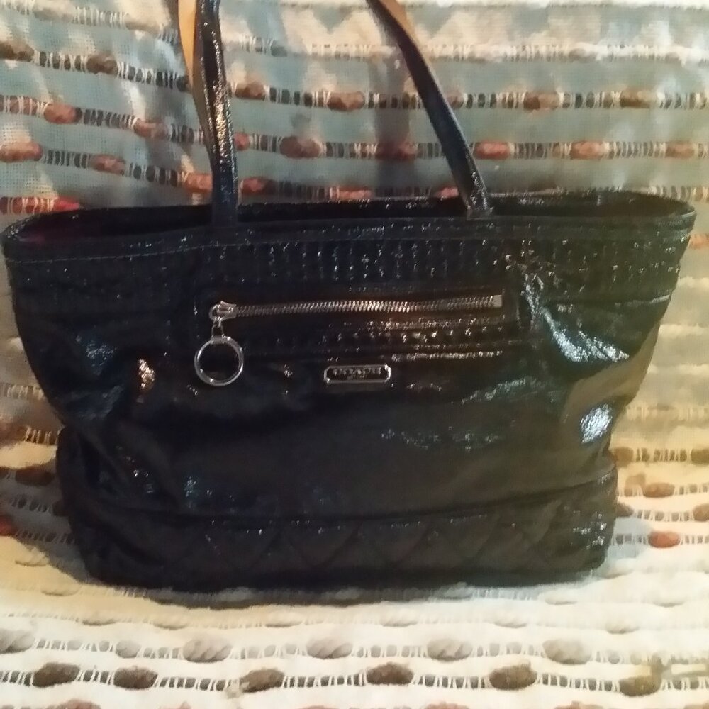 Coach Poppy Daisy liquid gloss black